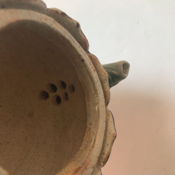 Stoneware art teapot with frog conch shell legs lotus leaf blue green unsigned - Picture 10 of 10